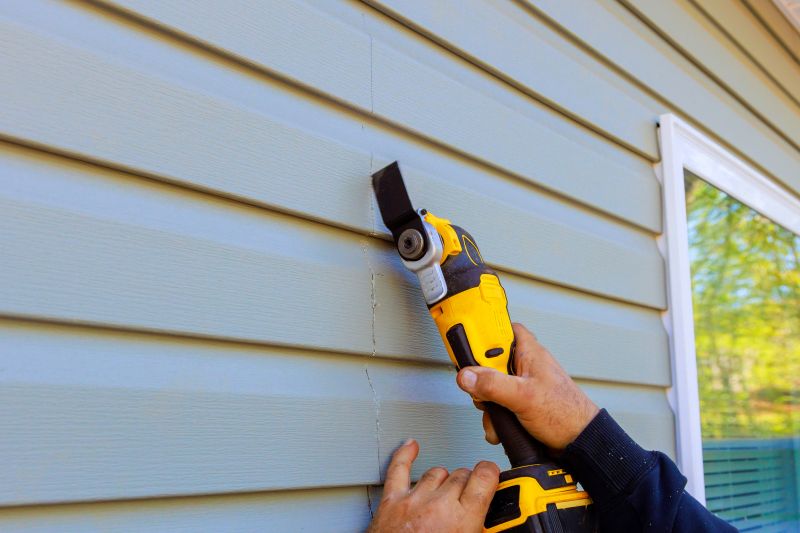 Professional Siding Repair Service